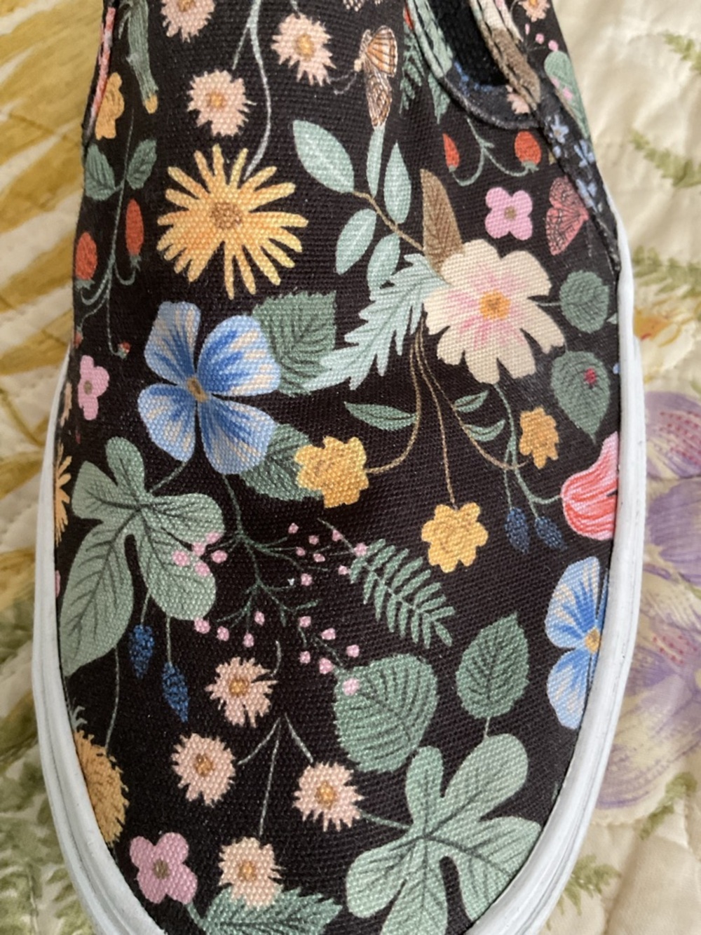 Keds Floral Slip-On Mules in Black with Multicolor Blooms size 9 - Picture 2 of 6